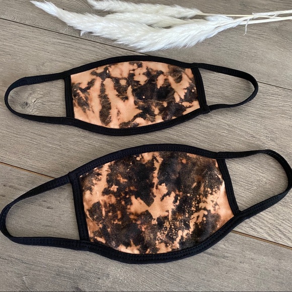 Face Mask Handmade Tie Dye - Picture 2 of 5